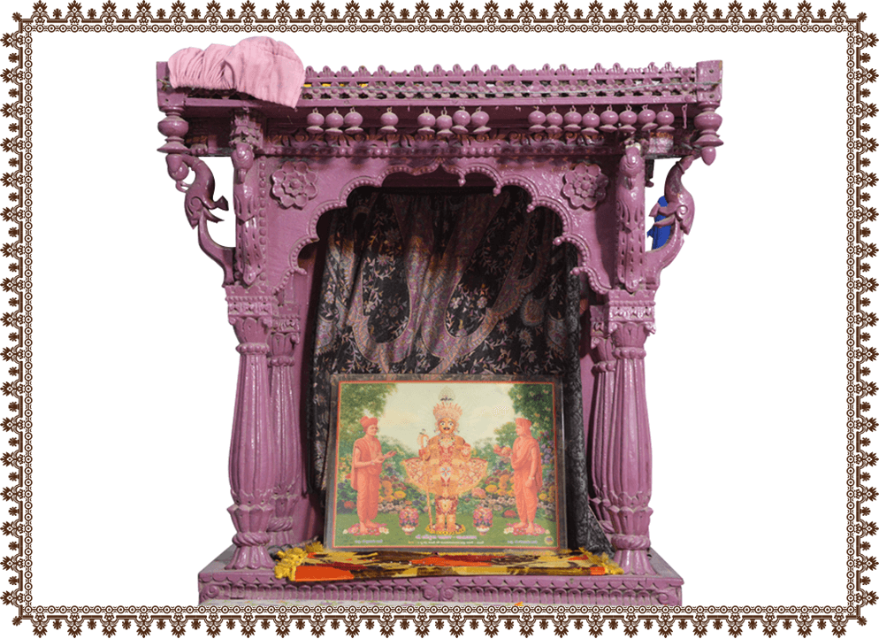 પ્રસાદીનું સિંહાસન (પ્રથમ હરિમંદિરના સમયે પધરાવેલ)